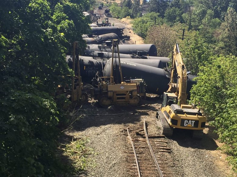 Oil Sheen Spotted on River After Oregon Crude-Train Derailment