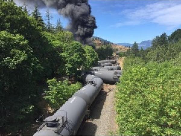 More than Half of Oil from Derailed Cars Moved to The Dalles