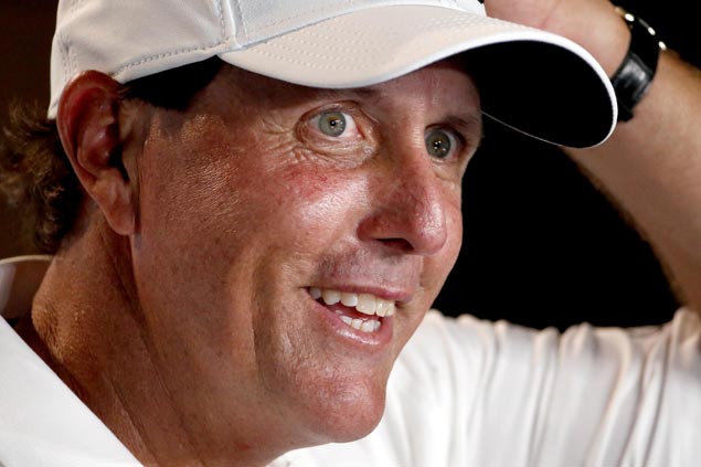 Pressure piling for Mickelson as he turns 46 when play starts at Oakmont — no one that old has ever won the US Open