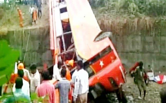 Mumbai-Pune Expressway mishap