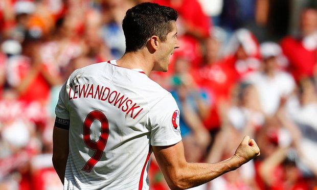 Poland out-shoot Switzerland in the spot kicks thriller