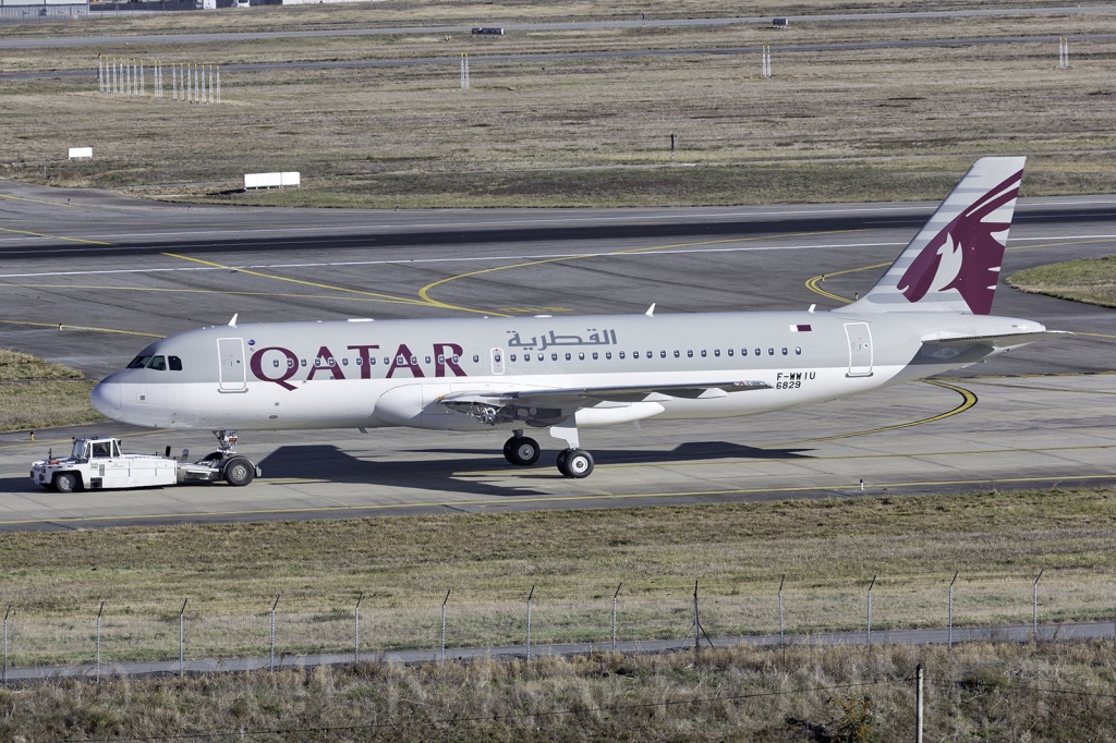 A Qatar Airways A320 Neo- still under test by Airbus