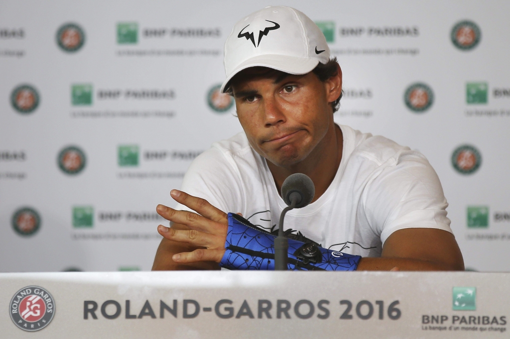 Rafael Nadal unexpectedly announces he has withdrawn from French Open with a wrist injury