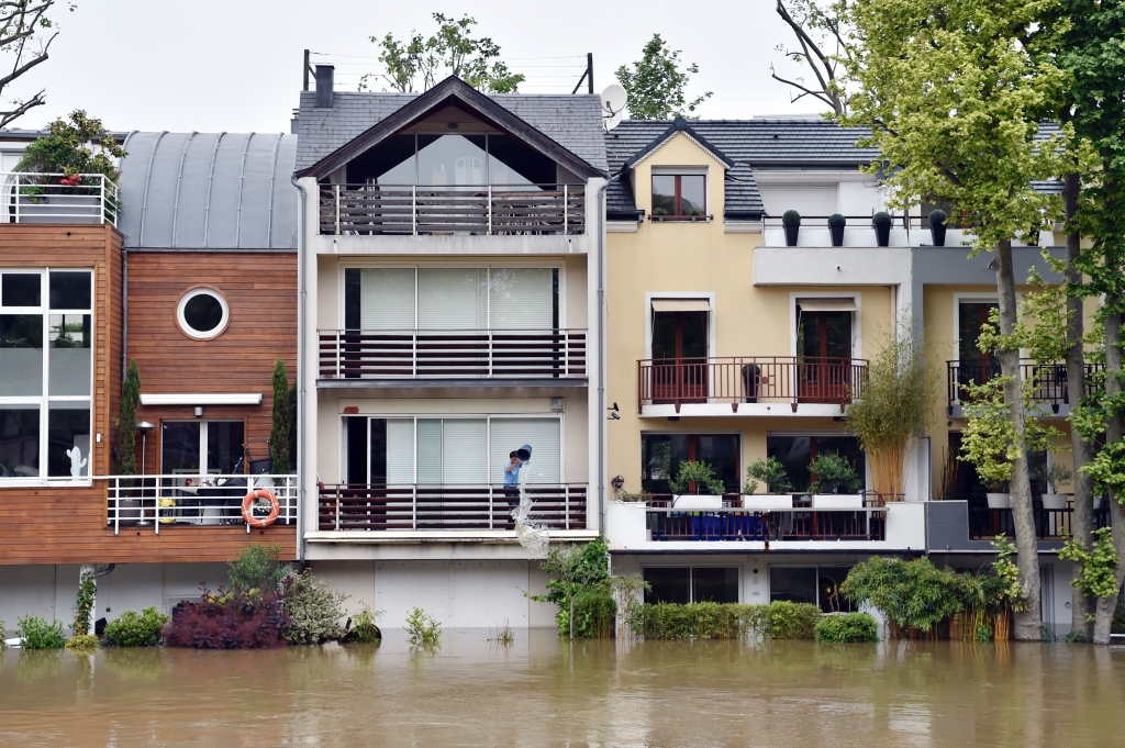 Neuilly-sur Seine near Paris.
The rain-swollen River Seine in Paris reached its highest level in three decades