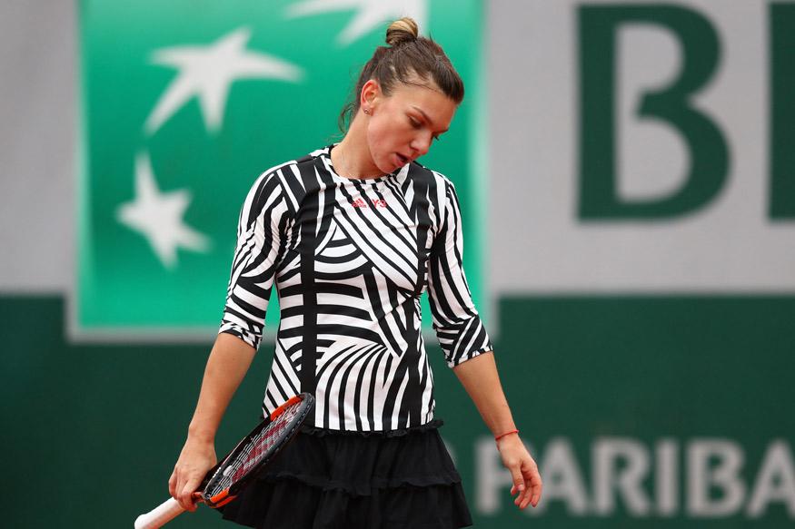 Samantha Stosur Defeats Simona Halep to Reach French Open Quarters