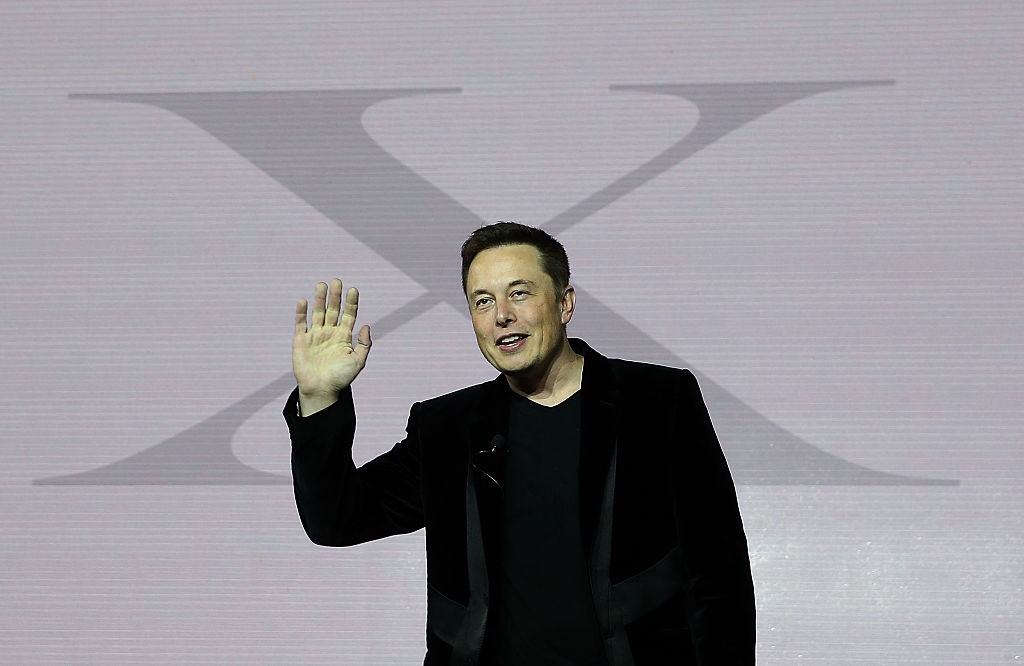 Elon Musk's Tesla to buy America's biggest solar energy provider SolarCity for $2.8 billion