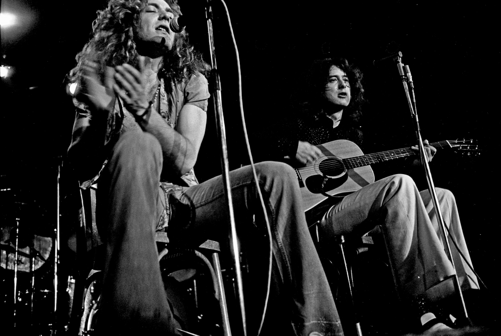 Led Zeppelin appear in court over Stairway to Heaven dispute