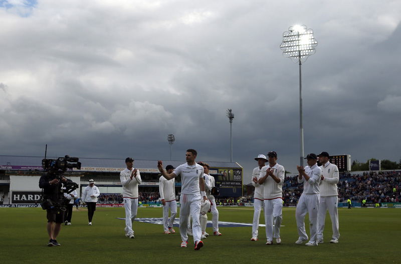 England's James Anderson celebrates his five wickets at the end of Sri Lanka's first innings during 1st Test Match at Headingley on Friday