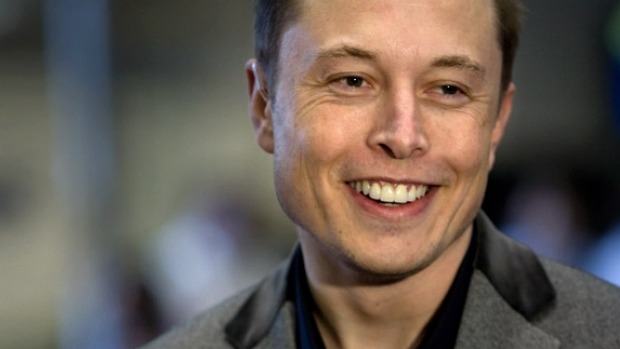 Tesla chief executive Elon Musk is showing he's keen to get into the solar energy market