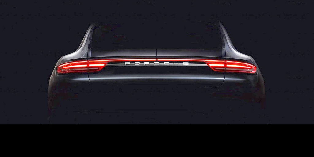 2017 Porsche Panamera teased in video