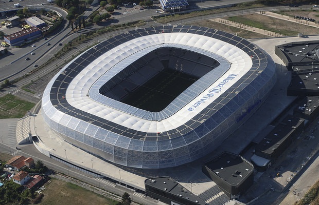 The game was played in The Stade De France Nice