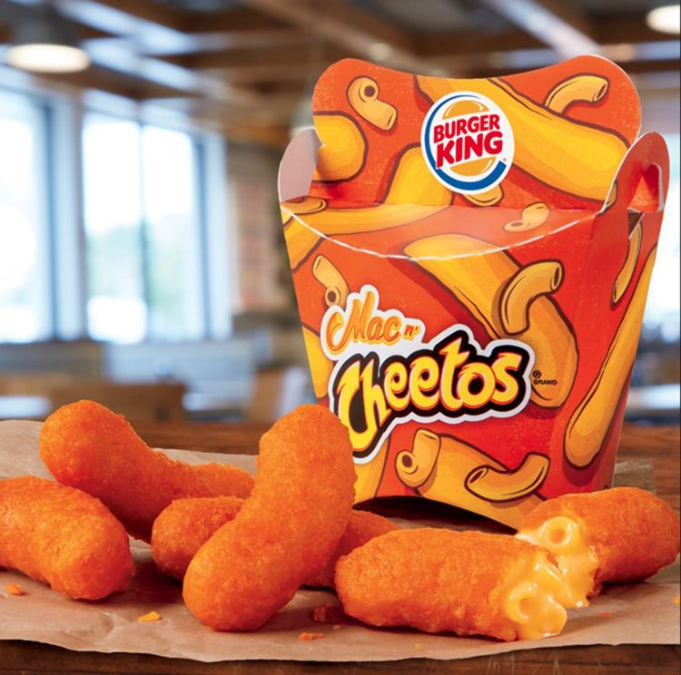 The lastest mixed food Burger King Mac n&#39 Cheetos