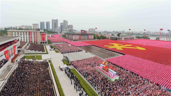 Korea shows a parade in the capital Pyongyang