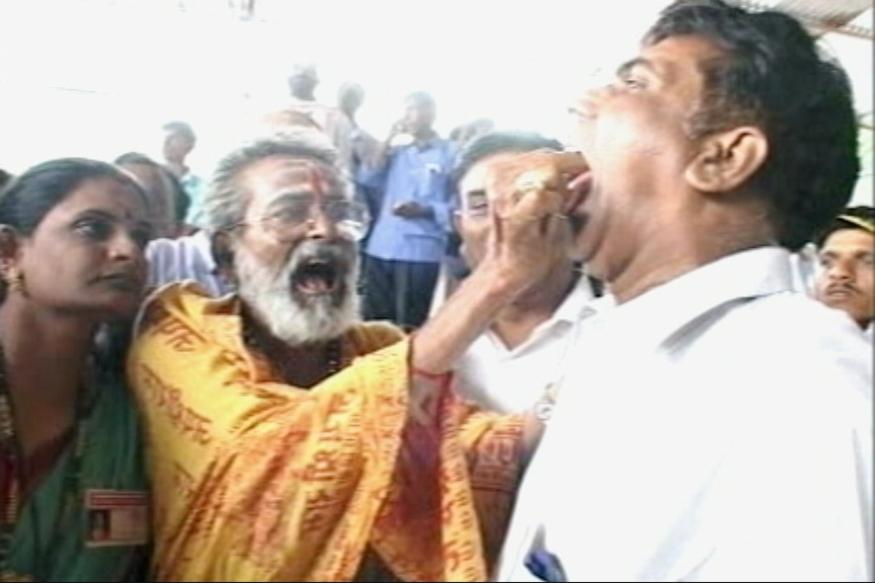 Thousands Queue Up to Take'Fish Prasadam to Cure Respiratory Illness