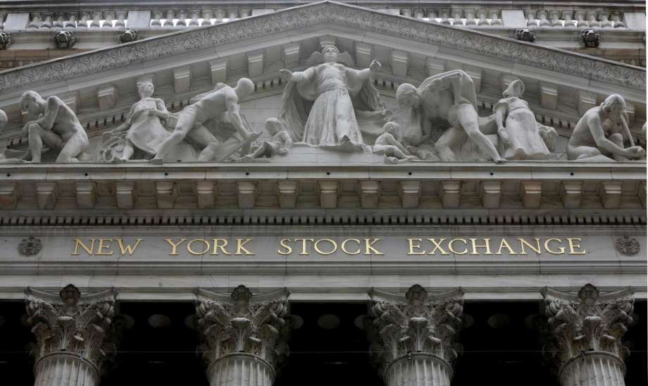 US markets lifted by economic data