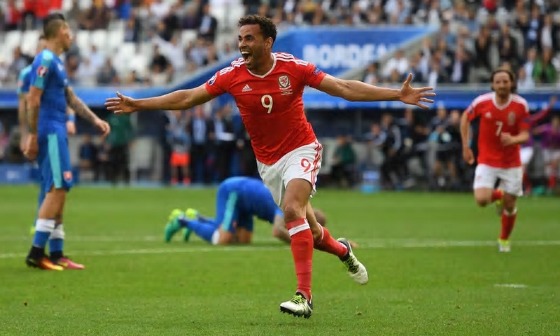 Wales marked their first appearence in a major tournament in over 58 years with a well earned 2-1 win over Slovakia in Bordeaux this evening