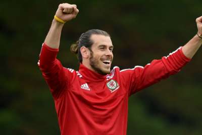 Nottingham Forest midfielder David Vaughan takes on Gareth Bale as he stakes claim for starting spot