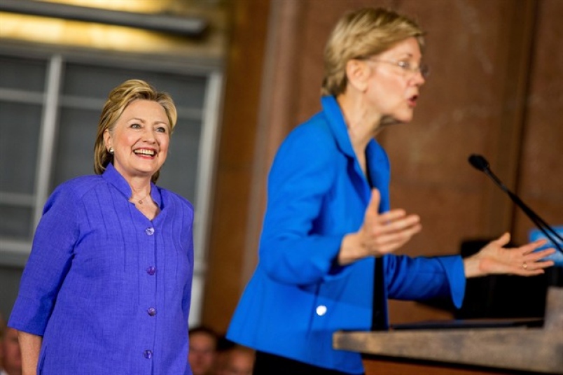 Clinton, Warren meet for first 2016 campaign event