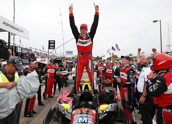 Simon Pagenaud wins pole on big day for Penske at Belle Isle