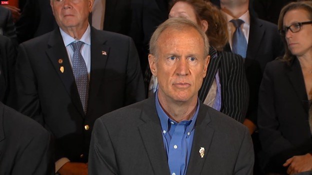 Without a state budget deal Illinois is like a'banana republic' Gov. Rauner said