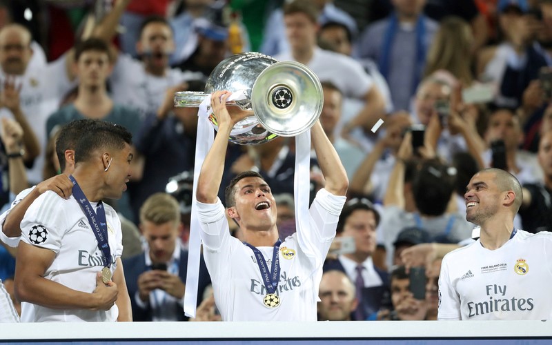 Soccer Football Atletico Madrid v Real Madrid UEFA Champions League Final San Siro Stadium Milan Italy 28 5 16 Real Madrid s Cristiano Ronaldo celebrates with the trophy after winning the UEFA Champions League Action Images via Reuters Carl Recine Livepic