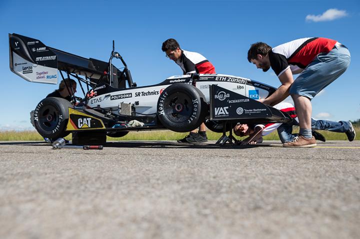 Blink and You'll Miss a World Record-Breaking Electric Car Going 0-60 in 1.5 Seconds