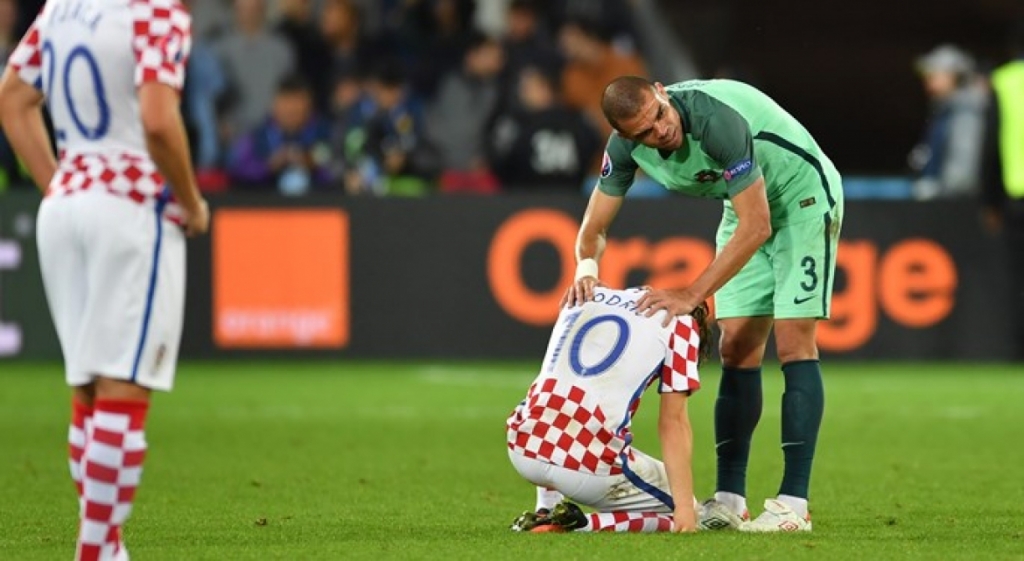 A Bit of Modrić Magic for Croatia's Great Opening of EURO 2016