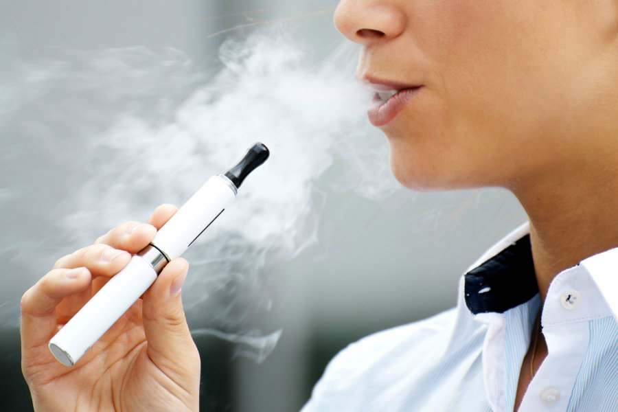 A new study suggests that electronic cigarettes might possess carcinogenic chemicals that are harmful to users