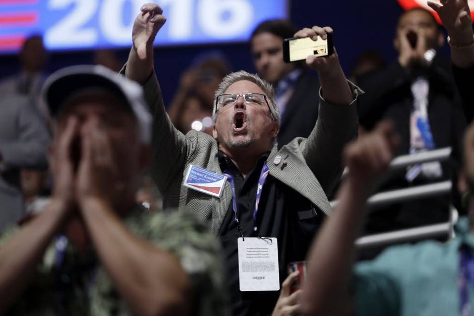 1/1


AP
People react to Sen. Ted Cruz R-Texas as Cruz addresses the delegate during the third day session of the Republican National Convention