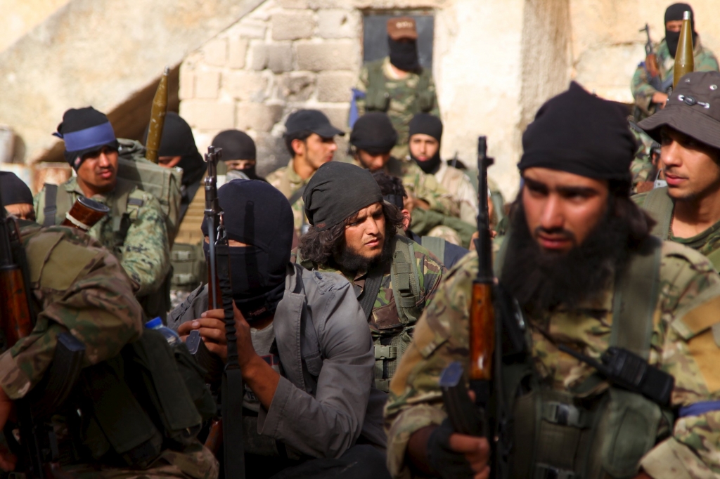 Al Qaeda tells Syrian branch it can cut ties in order to keep fighting civil war