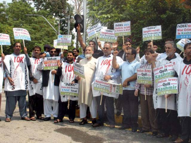 All Parties Hurriyat Conference leaders and workers protesting outside Indian high commission in Islamabad on Monday