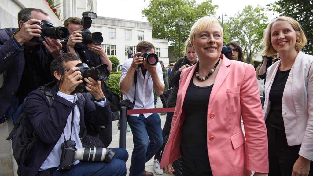 Angela Eagle has pulled out of the race to replace UK Labour party leader Jeremy Corbyn