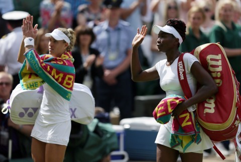 Serena Williams charges into Wimbledon finals, Venus falls