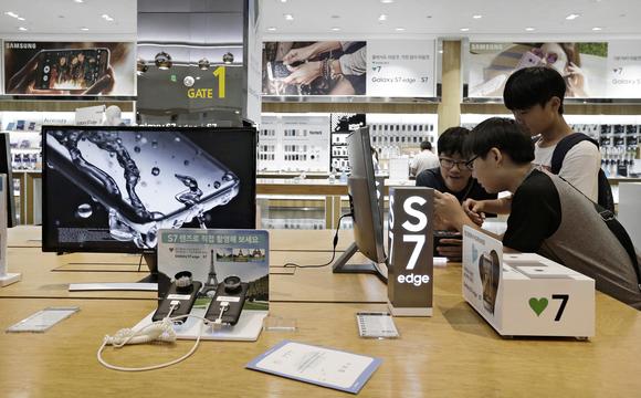 Samsung projects best quarter in 2 years