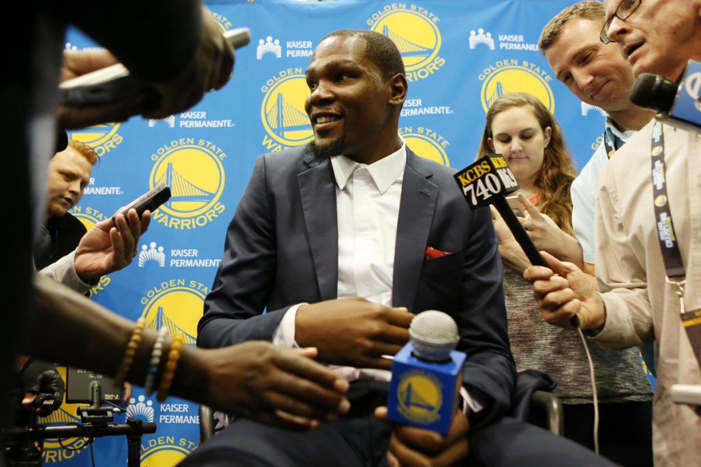 Kevin Durant Successfully Wooed By Golden State Warriors With The Help Of VR