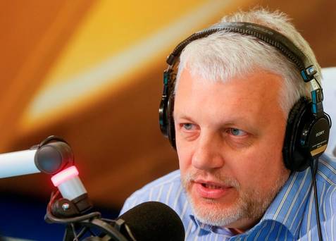 Journalist Pavel Sheremet talks on the air at a radio station in Kiev Ukraine