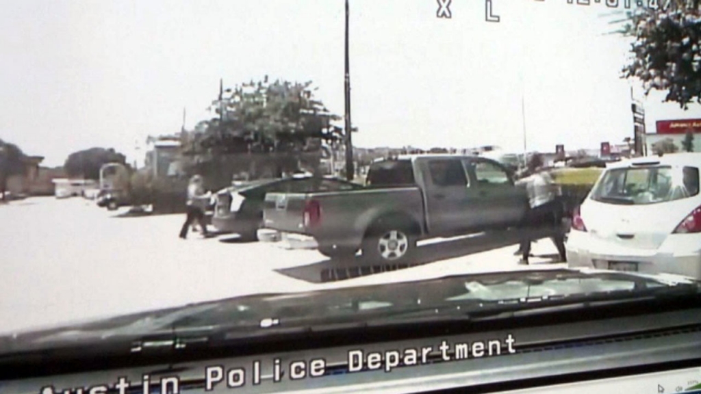 Texas police officer slams woman to the ground twice (VIDEO)