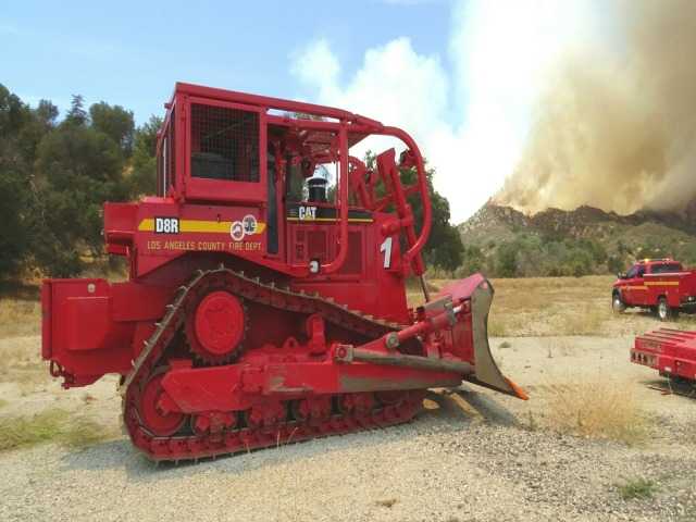 Moving fire forces evacuations north of Los Angeles