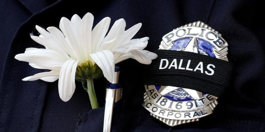 Blue Lives Matter Dallas protesters embrace the force that took bullets for them