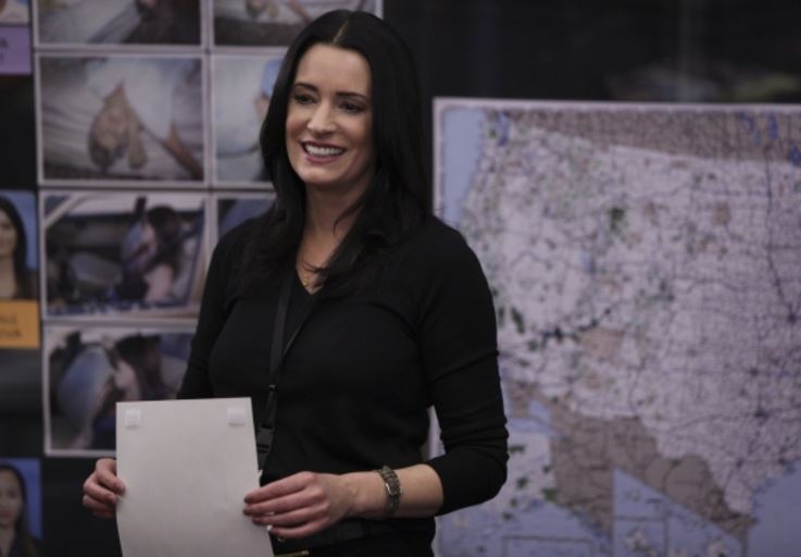 Paget Brewster as Emily Prentiss in'Criminal Minds