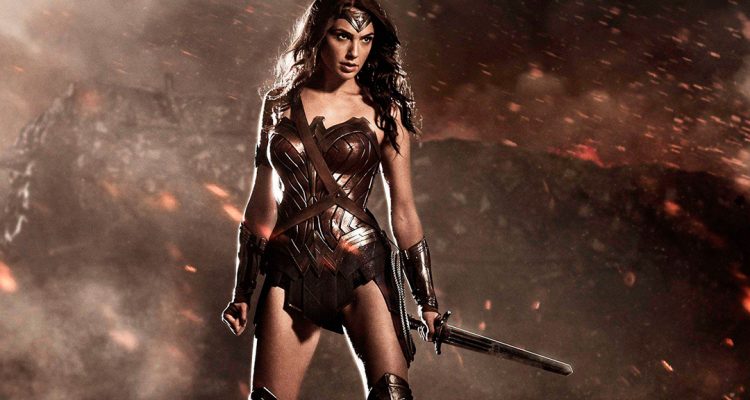 COMIC-CON 2016 The WONDER WOMAN Trailer Has Finally Arrived Lisa'Grywuff Grays