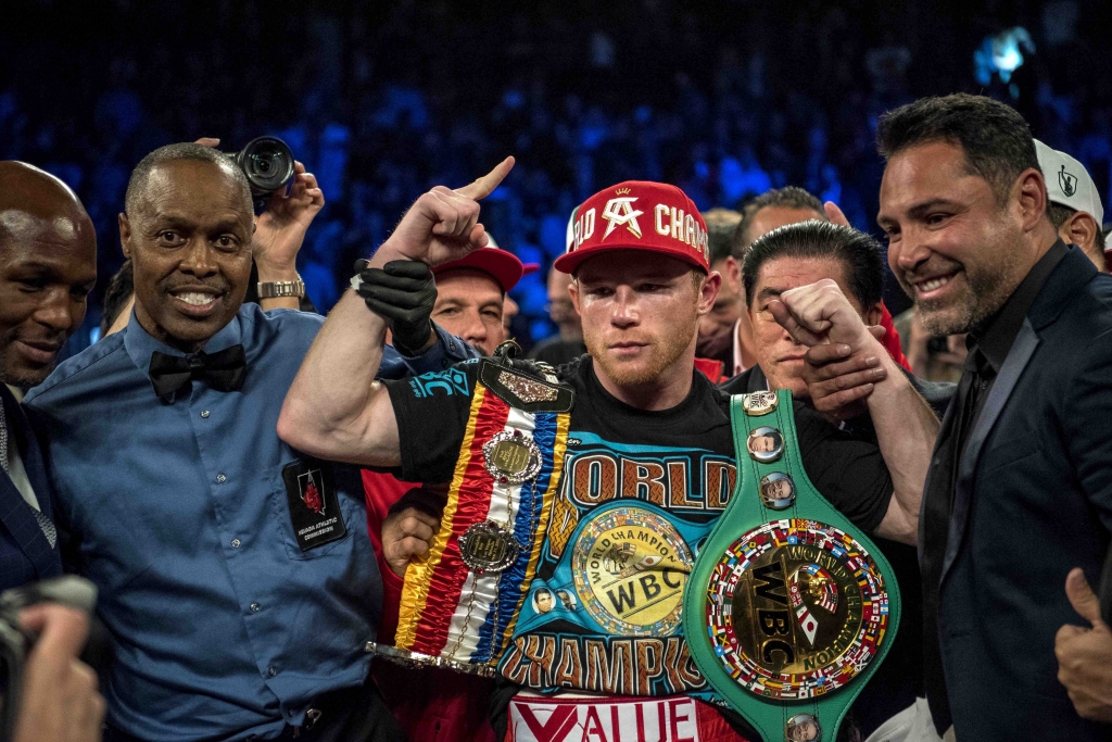 Khan during their middleweight boxing title fight at T Mobile Arena. Mandatory Credit Joshua Dahl-USA TODAY Sports ORG XMIT USATSI-267864 ORIG FILE ID 20160507_gma