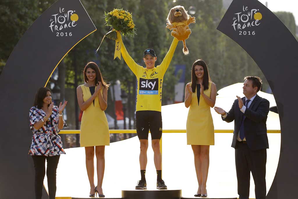 Chris Froome wins his third Tour de France title.				Rex