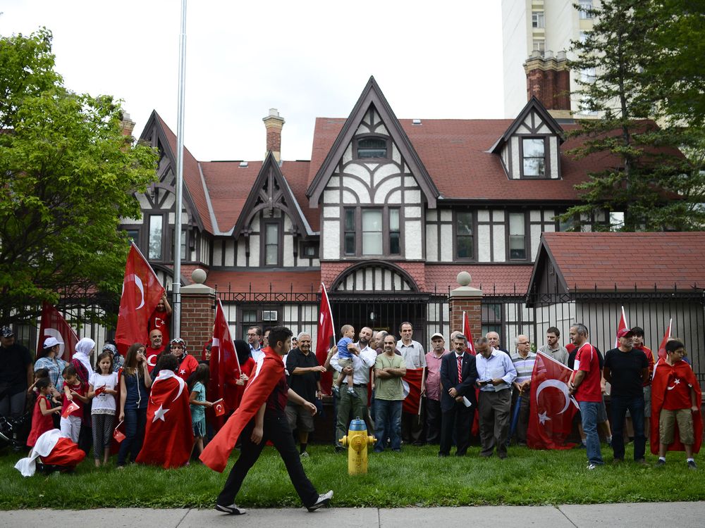 A gathering organized by the Turkish Association of Canada got together in front of the Turkish Embassy in Ottawa on Saturday