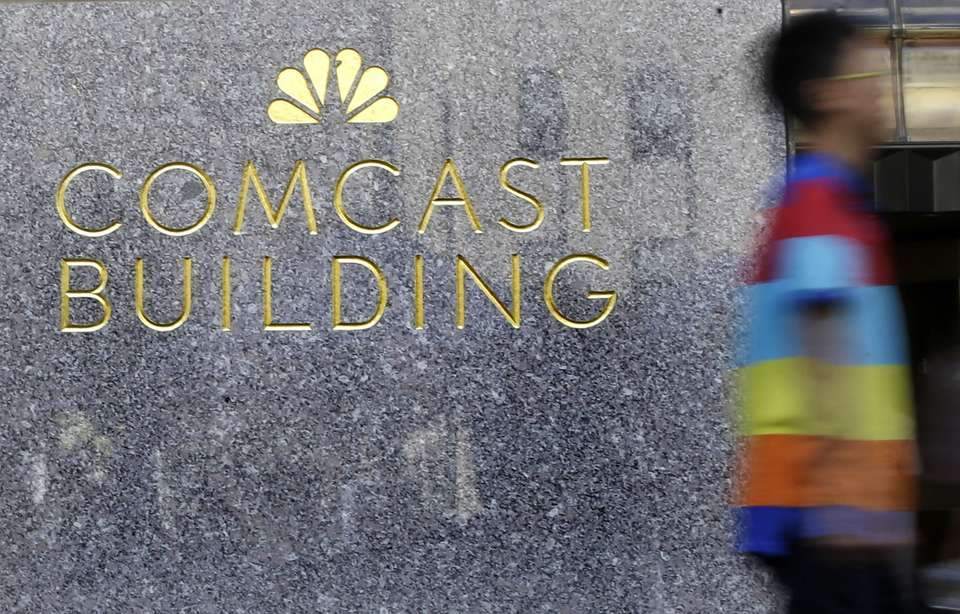 Comcast beats Street 2Q forecasts