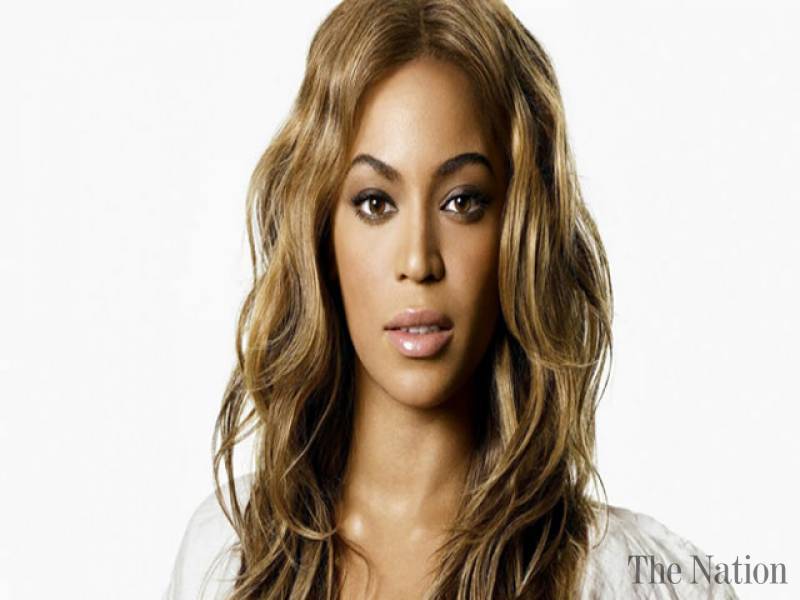 Beyonce pleads to end'war on minorities