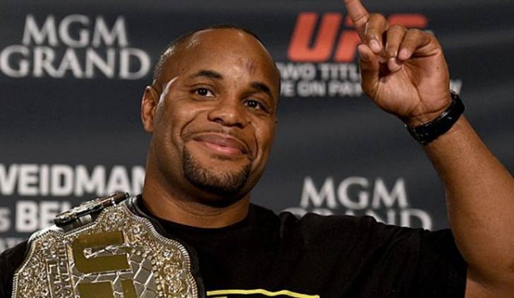 Anderson Silva to Face Daniel Cormier at UFC 200 in Place of Jon Jones