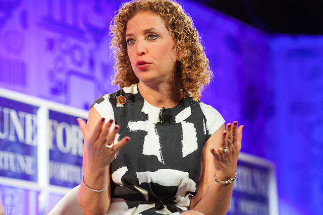 Debbie Wasserman Schultz booed at Florida delegation breakfast