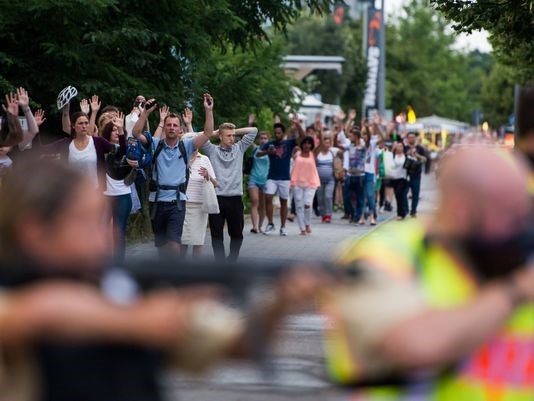 Shots fired at shopping center in Munich: police