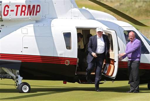 Business promotion and politics par for Trump's golf tour